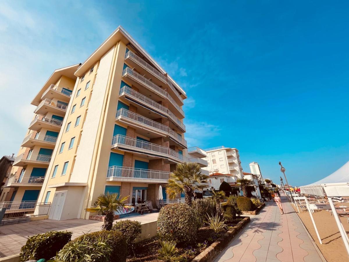 Cima - Vista Mare, 3 Camere, Wifi, Family Apartamento Lido di Jesolo